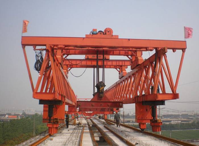 架橋機(jī)上面的安全系統(tǒng)有什么用？工程師說跟飛機(jī)上的黑匣子一樣